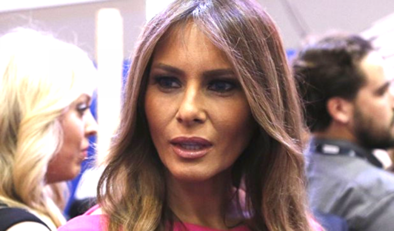 Trump Is Humiliated As Melania Breaks Away, Abandons Him In Front Of America Trump Is Humiliated As Melania Breaks Away, Abandons Him In Front Of America