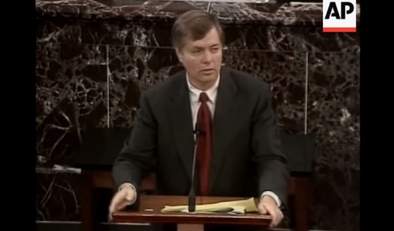 Old Video Of Lindsey Graham On Senate Floor Comes Back To Haunt Him; Proves He’s GOP’s Biggest Liar Old Video Of Lindsey Graham On Senate Floor Comes Back To Haunt Him; Proves He’s GOP’s Biggest Liar